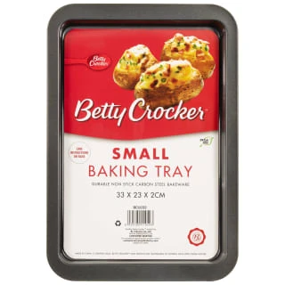 Betty Crocker Non-Stick Rectangular Pan - Small 1 Betty Crocker Non-Stick Rectangular Pan - Small