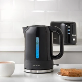 Goodmans Plastic Kettle - Black 2 Goodmans Plastic Kettle - Black - Image 2
